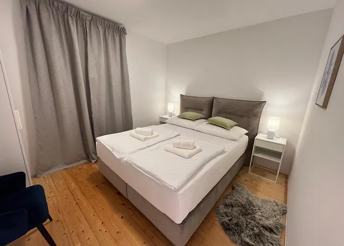 度假居 Seaside House Pisak - - 22862 奥米什